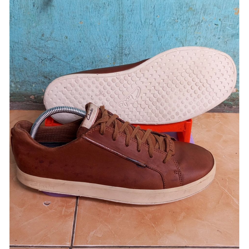 sepatu kulit second casual Clarks size 41 insole 25,5