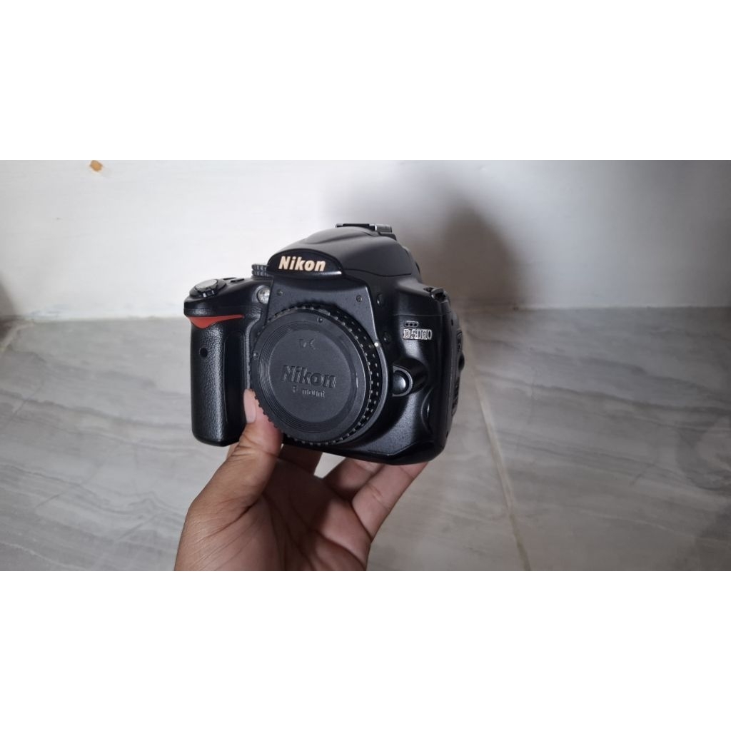 Nikon D5000 Body Only