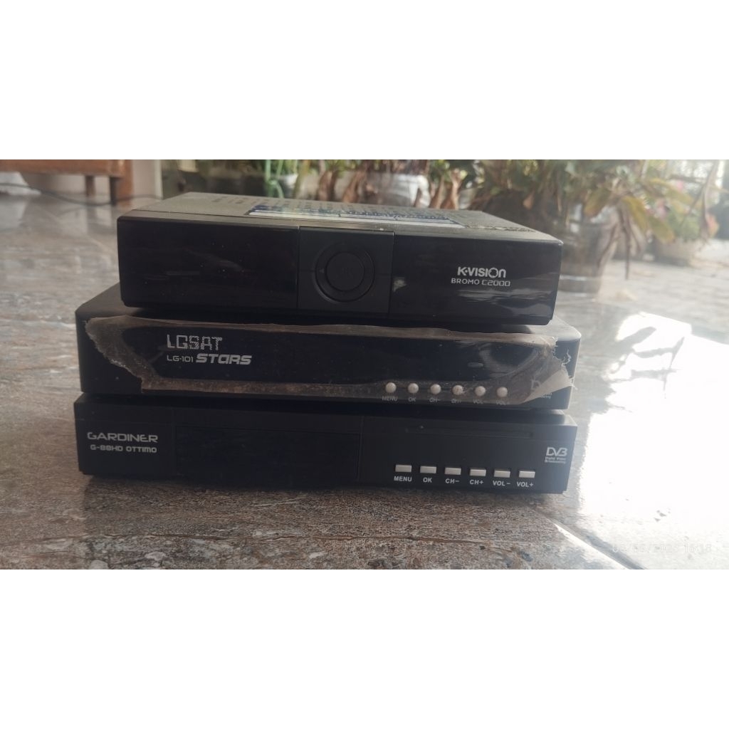 receiver digital parabola rekomendasi