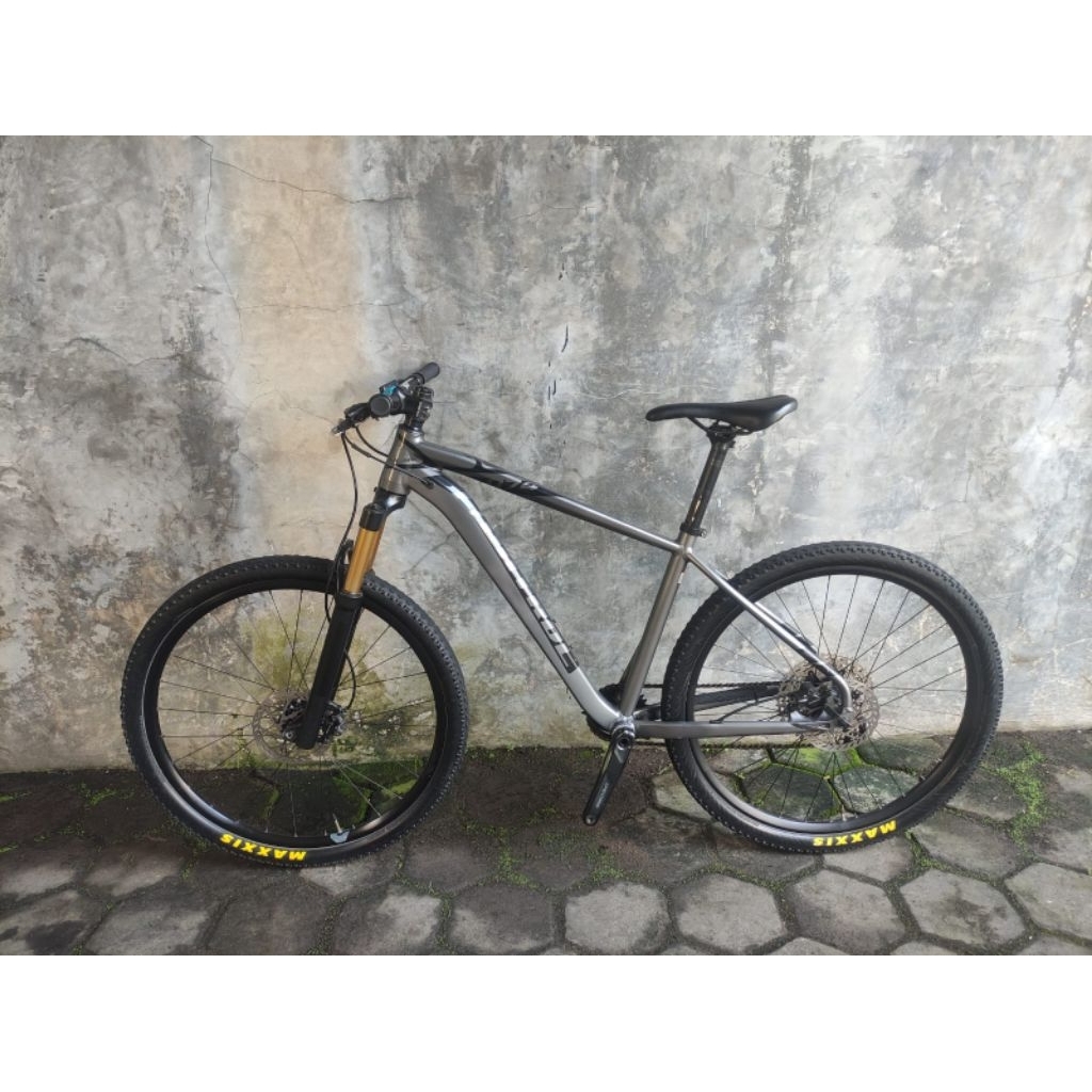 Sepeda Patrol 074 bekas second