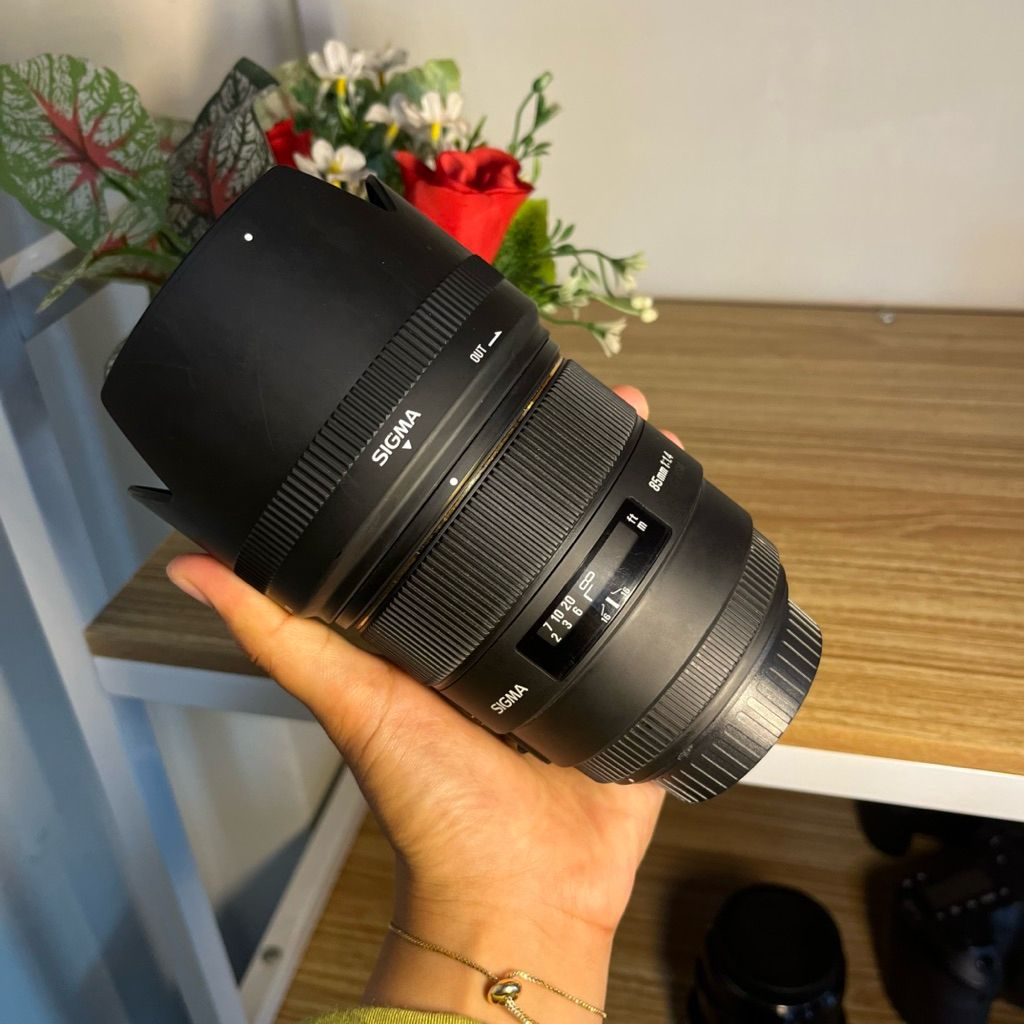 Sigma Non Art 85mm f1.4 For Canon