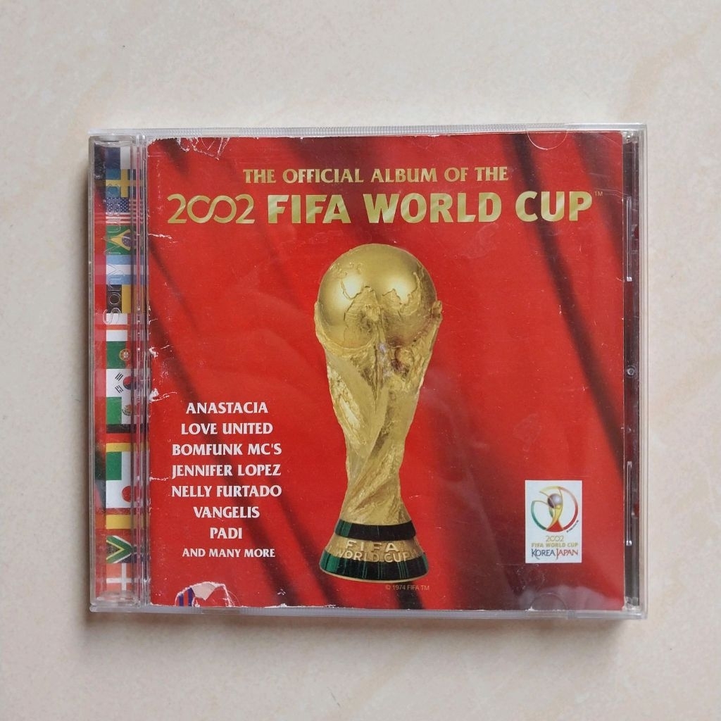 CD DAN KASET VOICES FROM THE FIFA WORLD CUP 2002 / 2006
