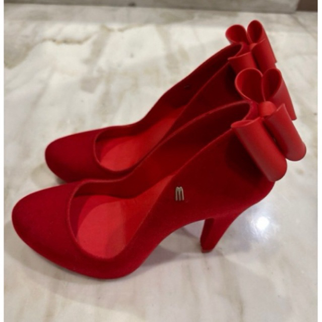 PRELOVED Melissa Sepatu High Heels Merah Pita Size 38