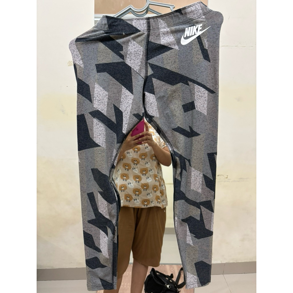 Legging olahraga nike preloved pribadi