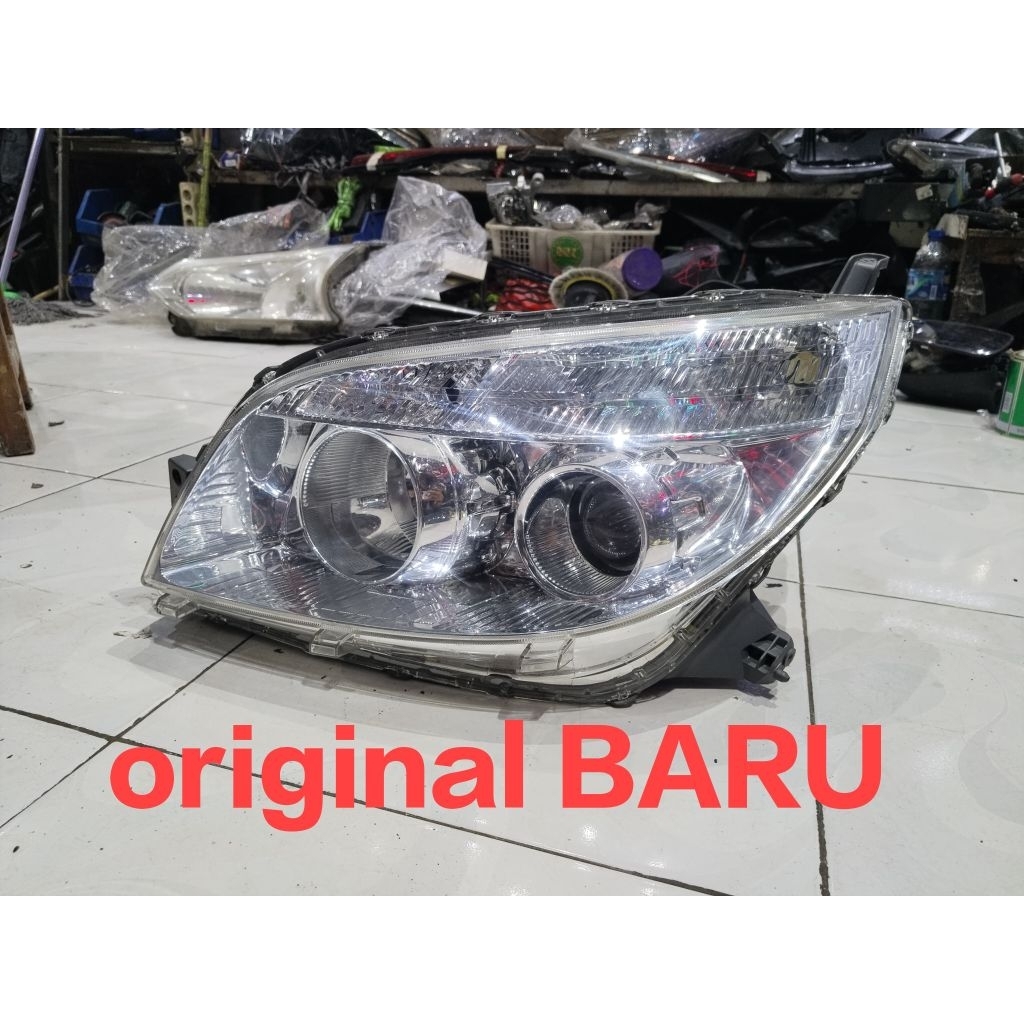 headlamp rush/Terios 2009-2013 original. lampu depan Terios/rush 2008 2014 original