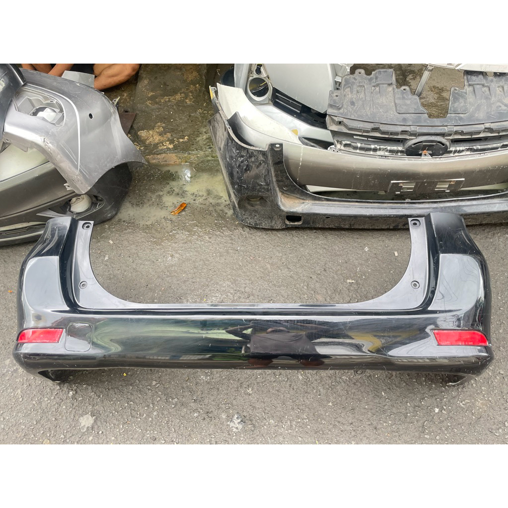 Bemper Belakang Toyota Avanza Type G 2012 – 2018