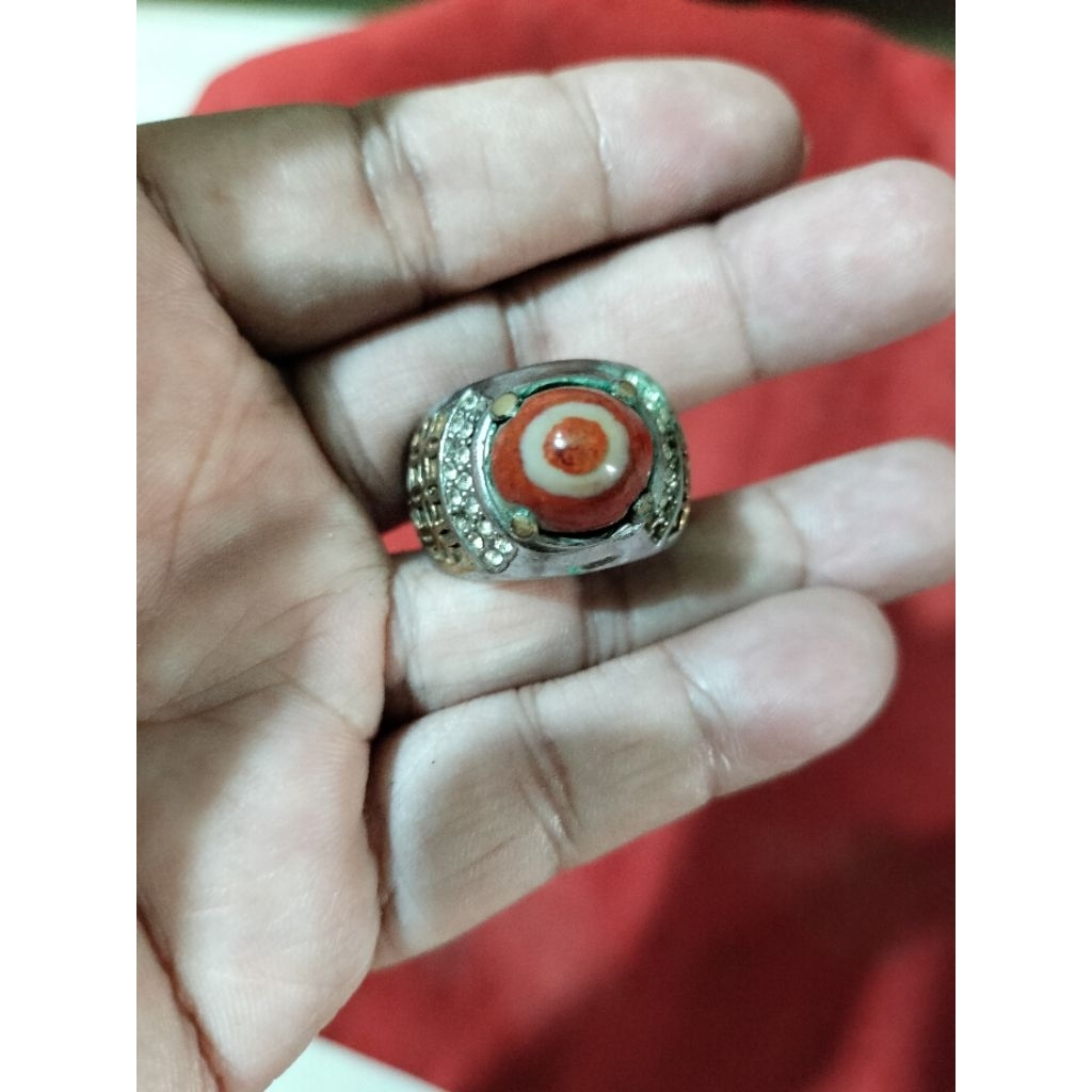 Cincin batu mustikaa Mata Dewa Kekayaan.dijamin asli