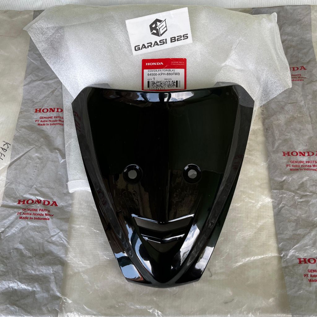 64500-KPH-880FMB Cover Front Top Tameng Panel Dasi Depan Hitam Karisma 125 Original AHM Honda