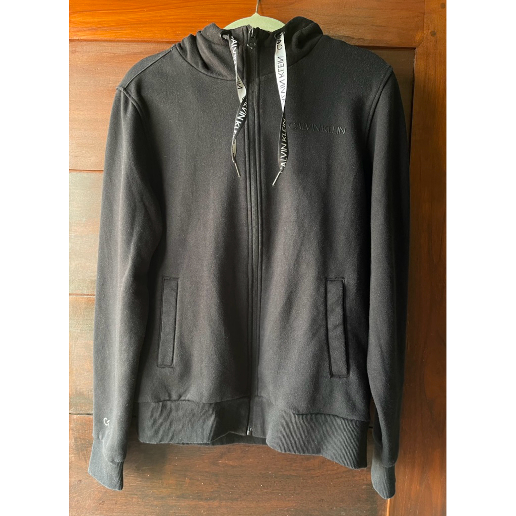Calvin Klein preloved