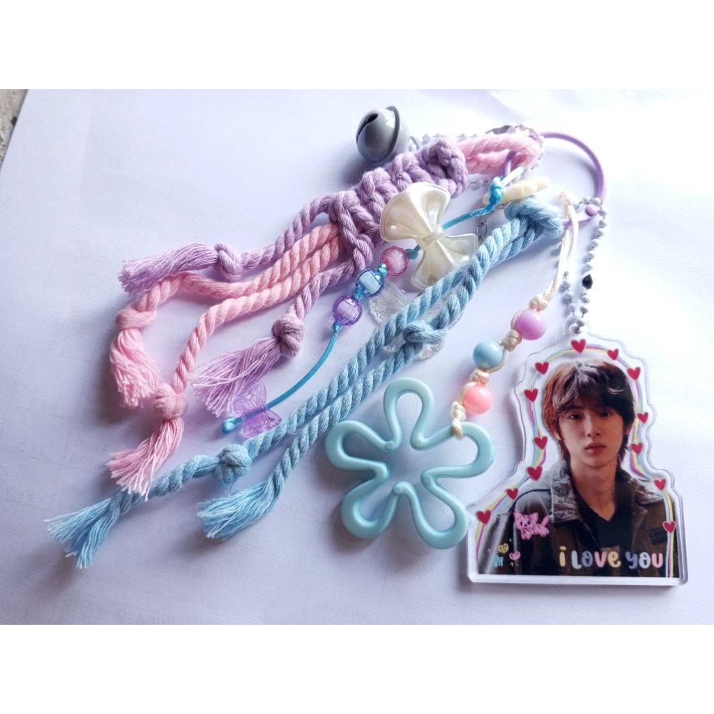 keychain cortis