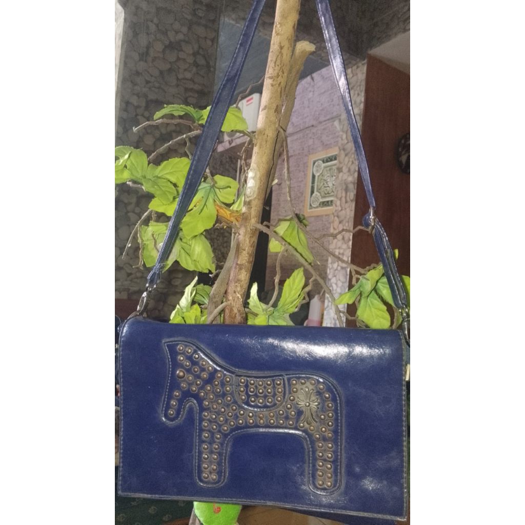 Tas lapalette bahan kulit elastis preloved second