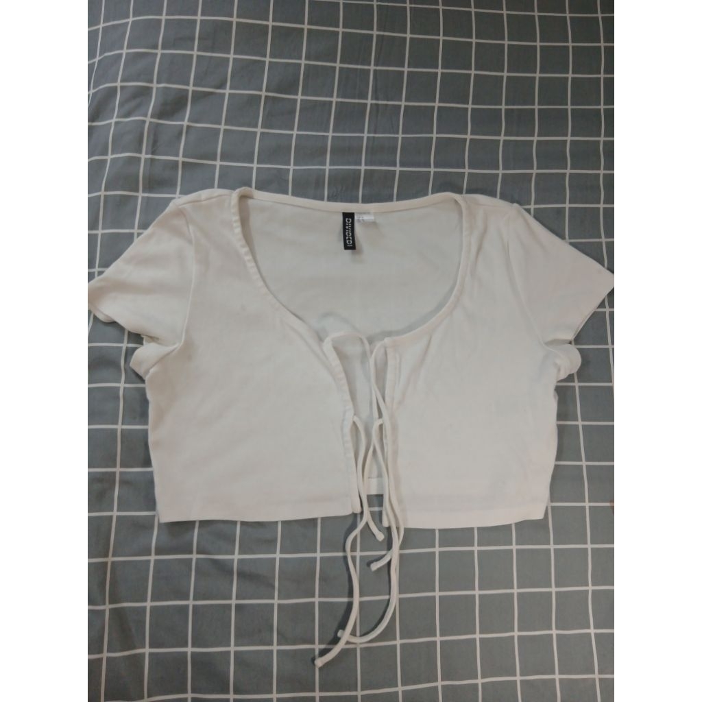 Hnm top/outer crop putih