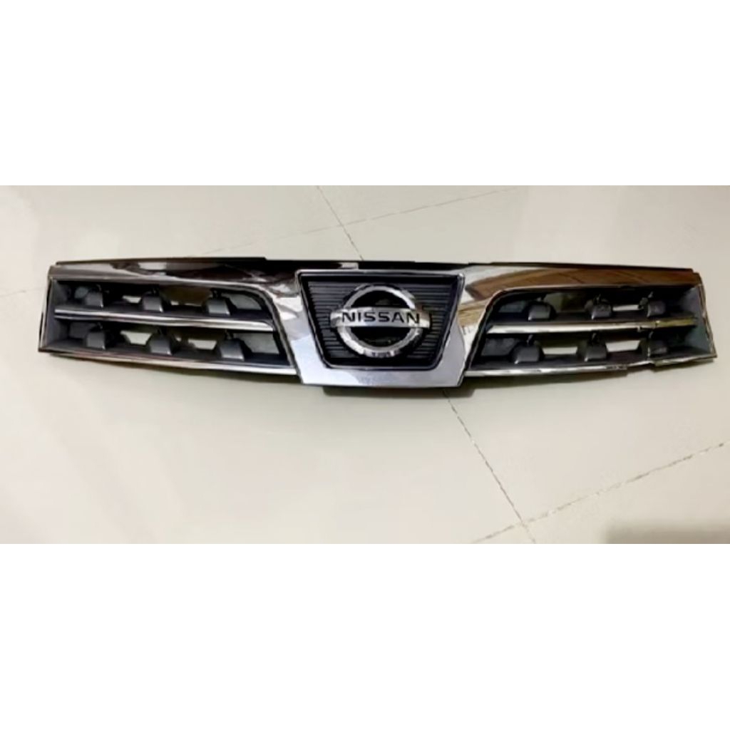 Original Grill Grille Depan Nissan Grand Livina X-Gear 2008 - 2010