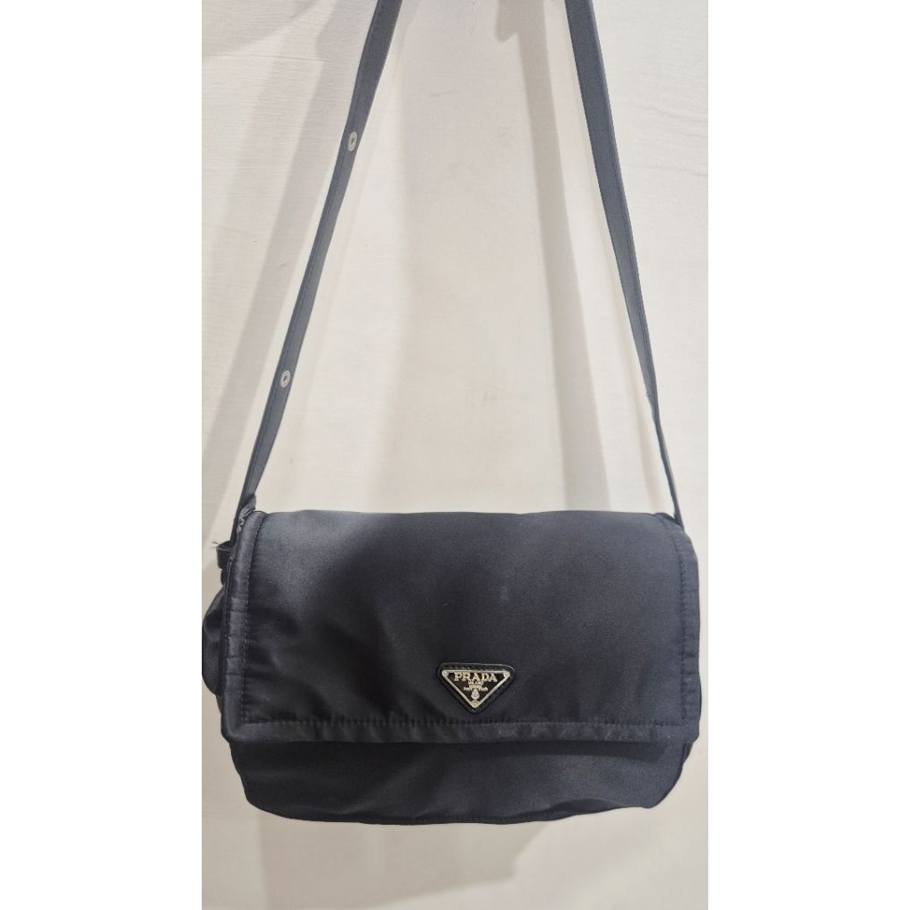 sling bag / tas selempang Prada milano