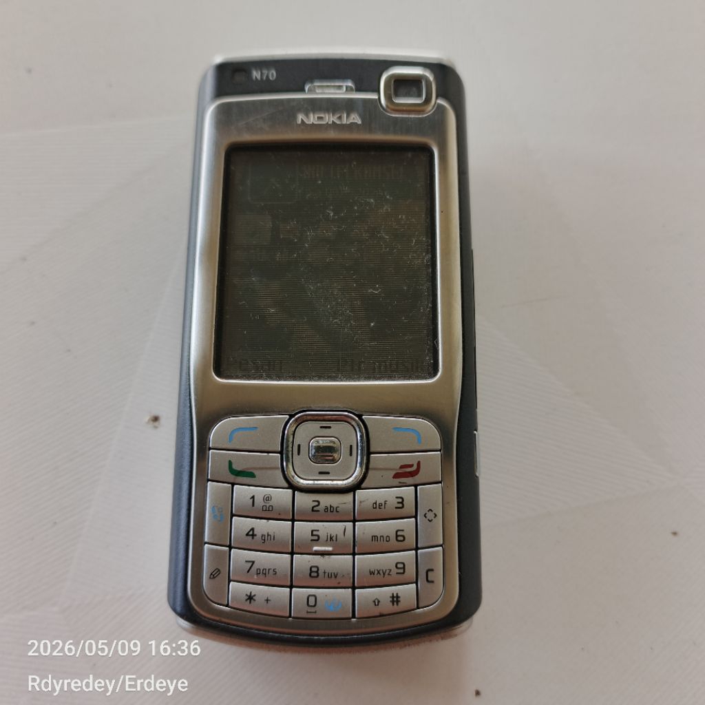 Hp Jadul Nokia N70 Silver Minus LCD