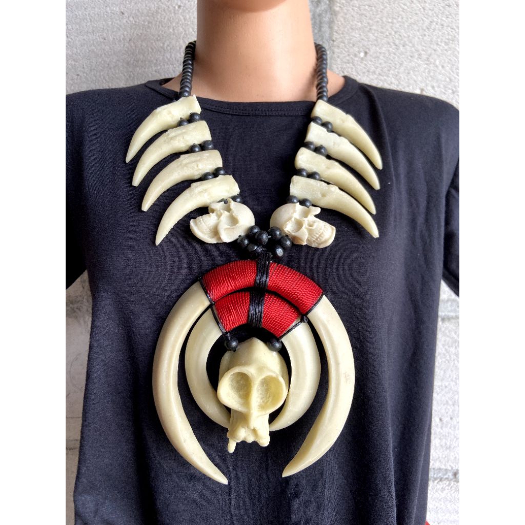 Kalung ethnic dayak