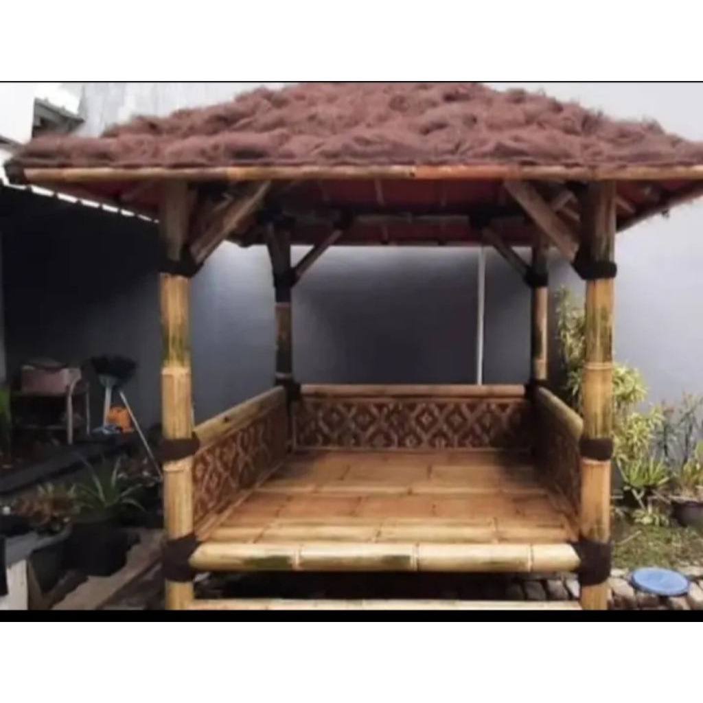 saung bambu gazebo siap huni atap injuk.metal dan alang2