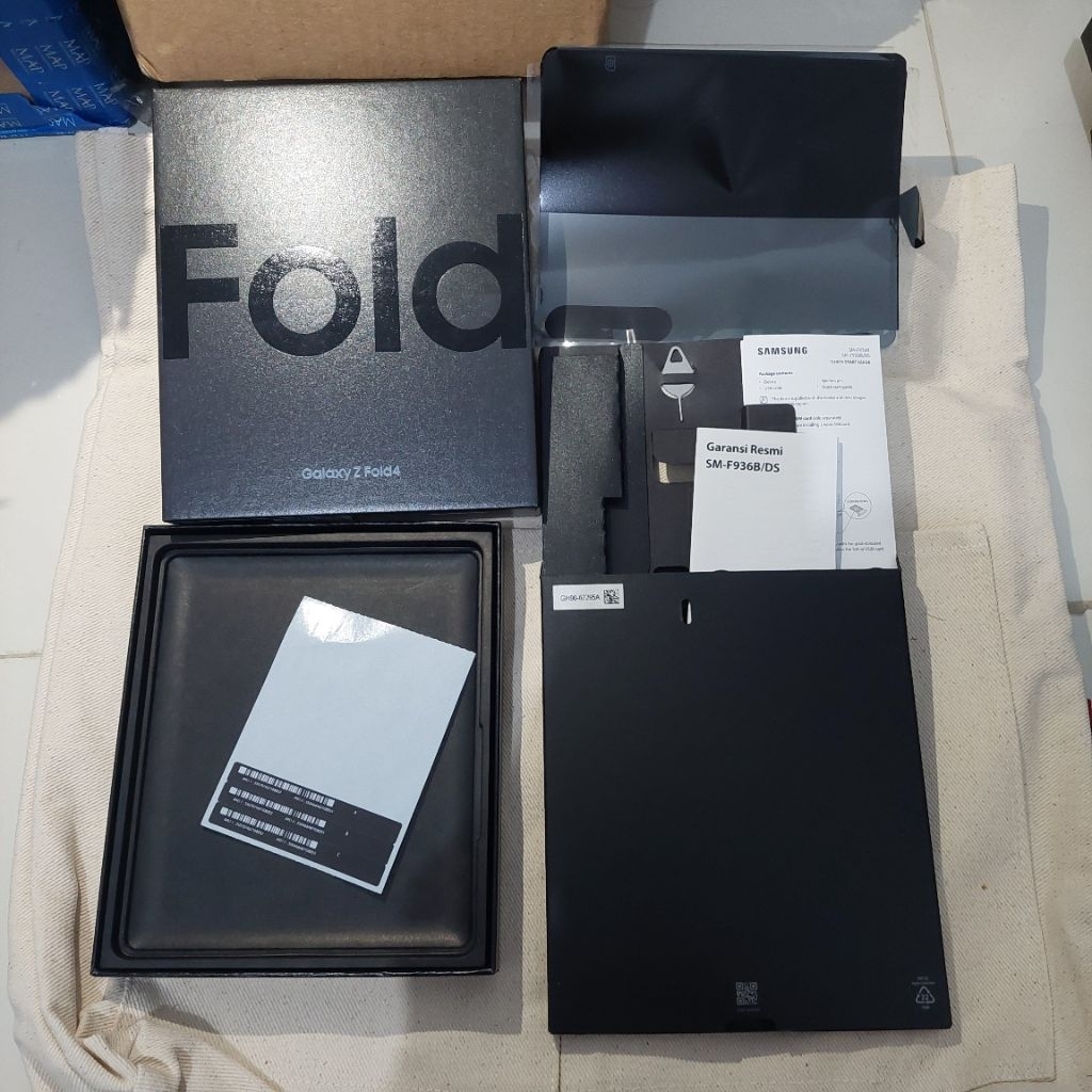 DUS BOX SAMSUNG Z FOLD 4 Graygreen BEKAS ORI COPOTAN ASLI