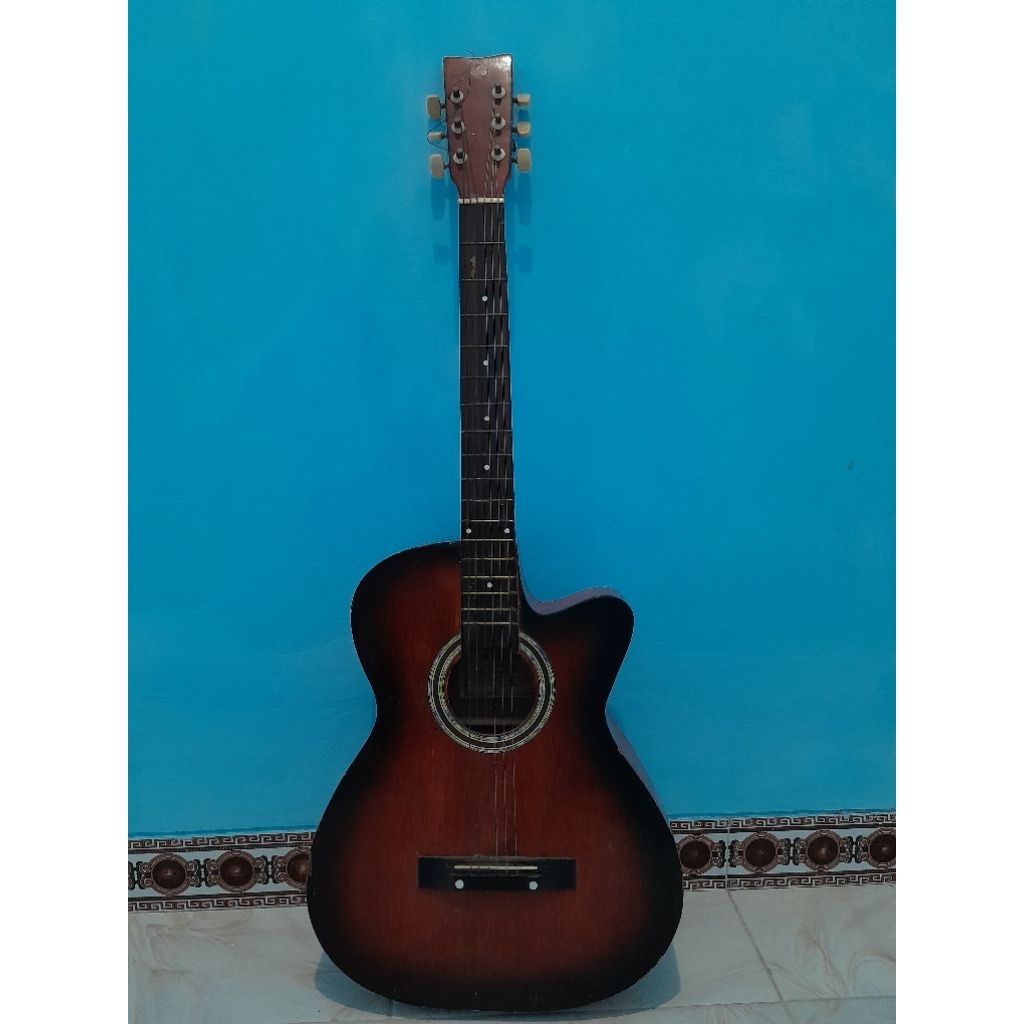 Preloved Gitar Yamaha