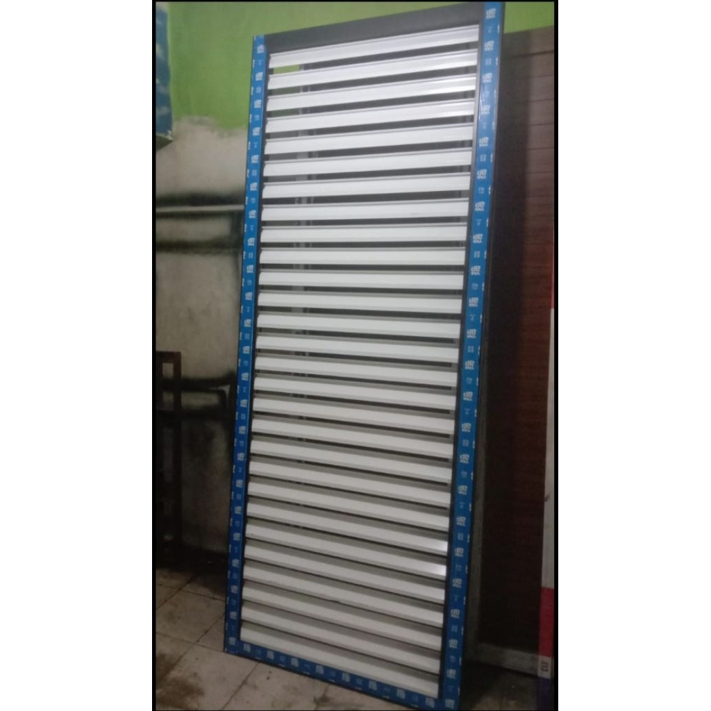 PINTU-JALUSI-ALUMINIUM
