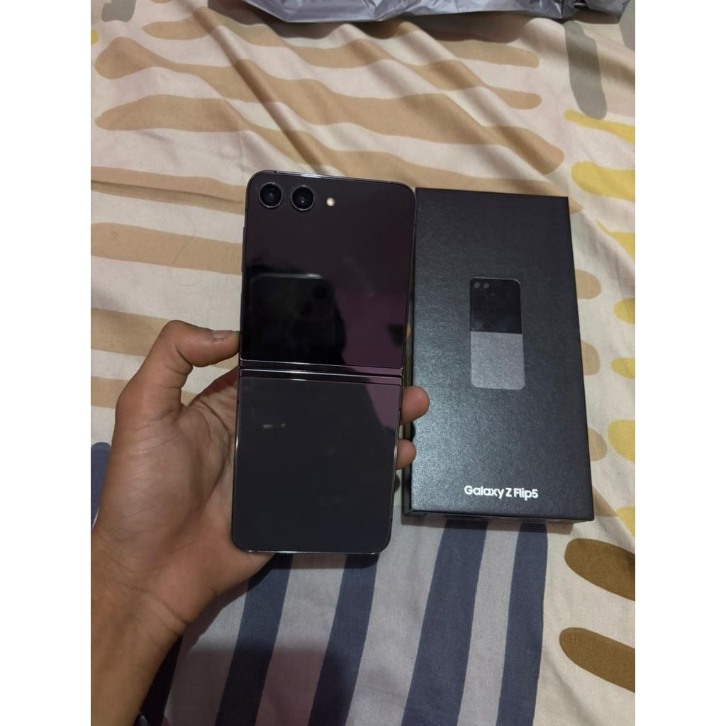 SAMSUNG Z FLIP 5 8/256 GB SEIN SECOND