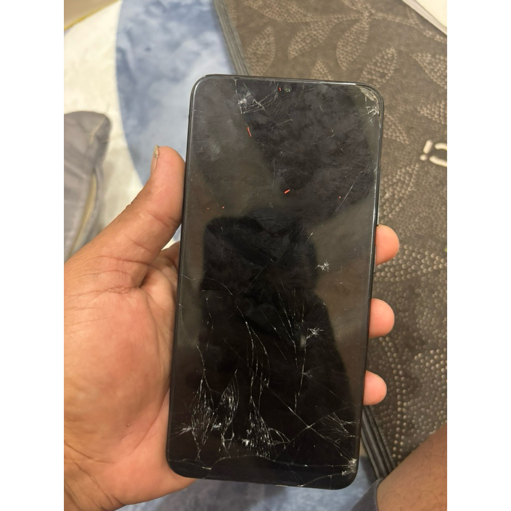 VIVO V11 pro RAM 6/64 minus lcd
