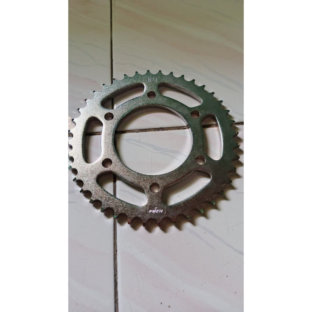 Gear belakang Vixion Old ukuran 40