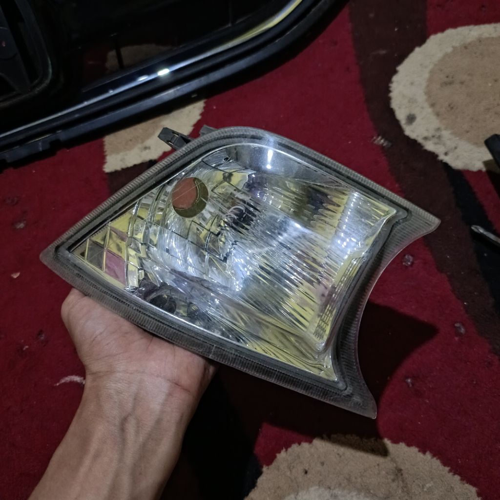 lampu sein bumper innova Reborn th. 2016-2019