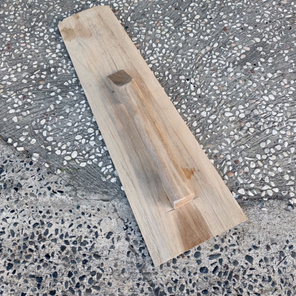 Raskam Kayu Jati panjang 45 cm Lepan Penghalus Raskam Kayu