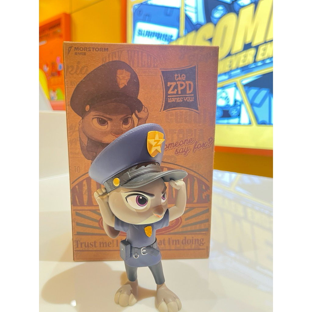 Judy Hoops dan kawan-kawan di Zootopia figure