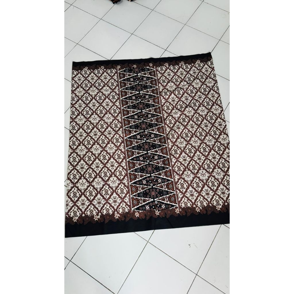 Sarung batik pekalongan sidomukti