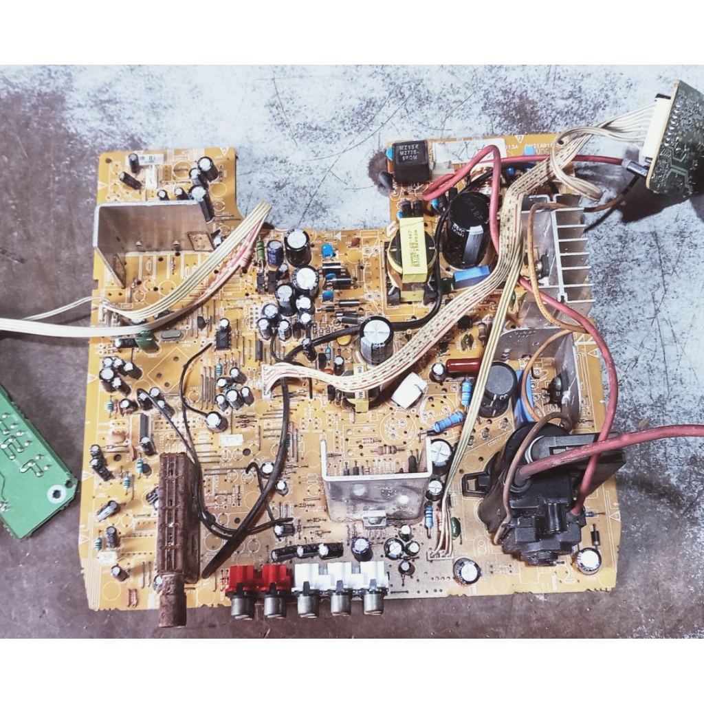 mesin tv polytron slim 21in normal siap pake (non ew)