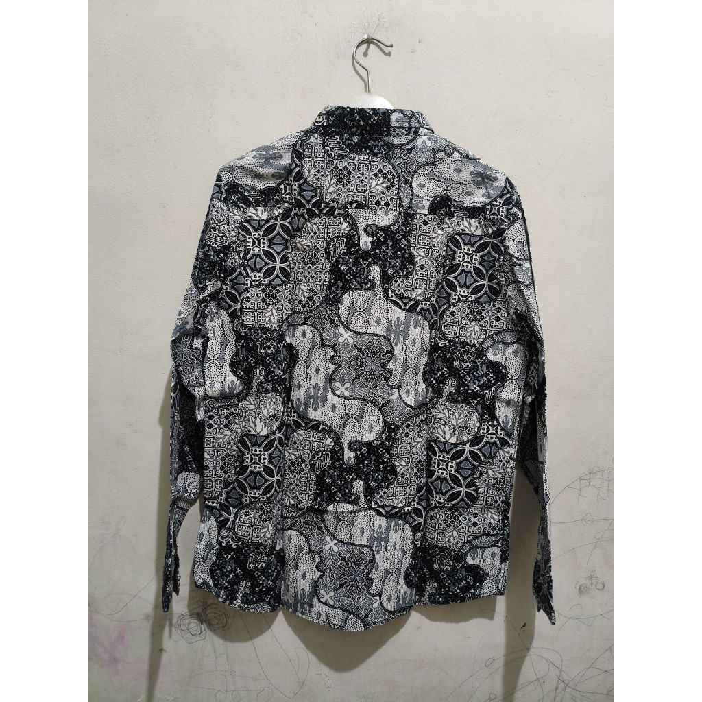 Preloved Kemeja Batik Pria M231