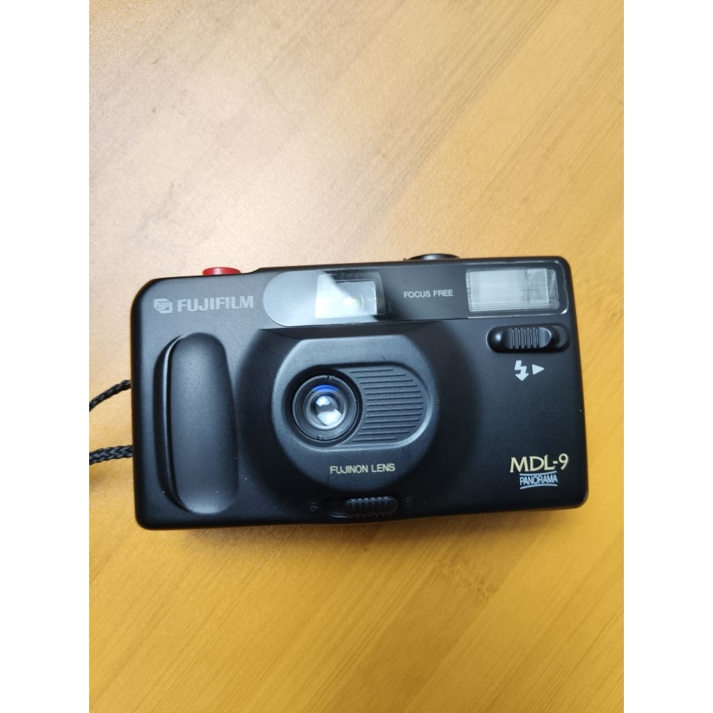 Kamera analog fujifilm mdl9 | flash off