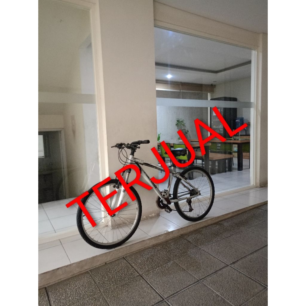 (SUDAH TERJUAL)Sepeda Mtb Alloy POLYGON PREMIER 2.0