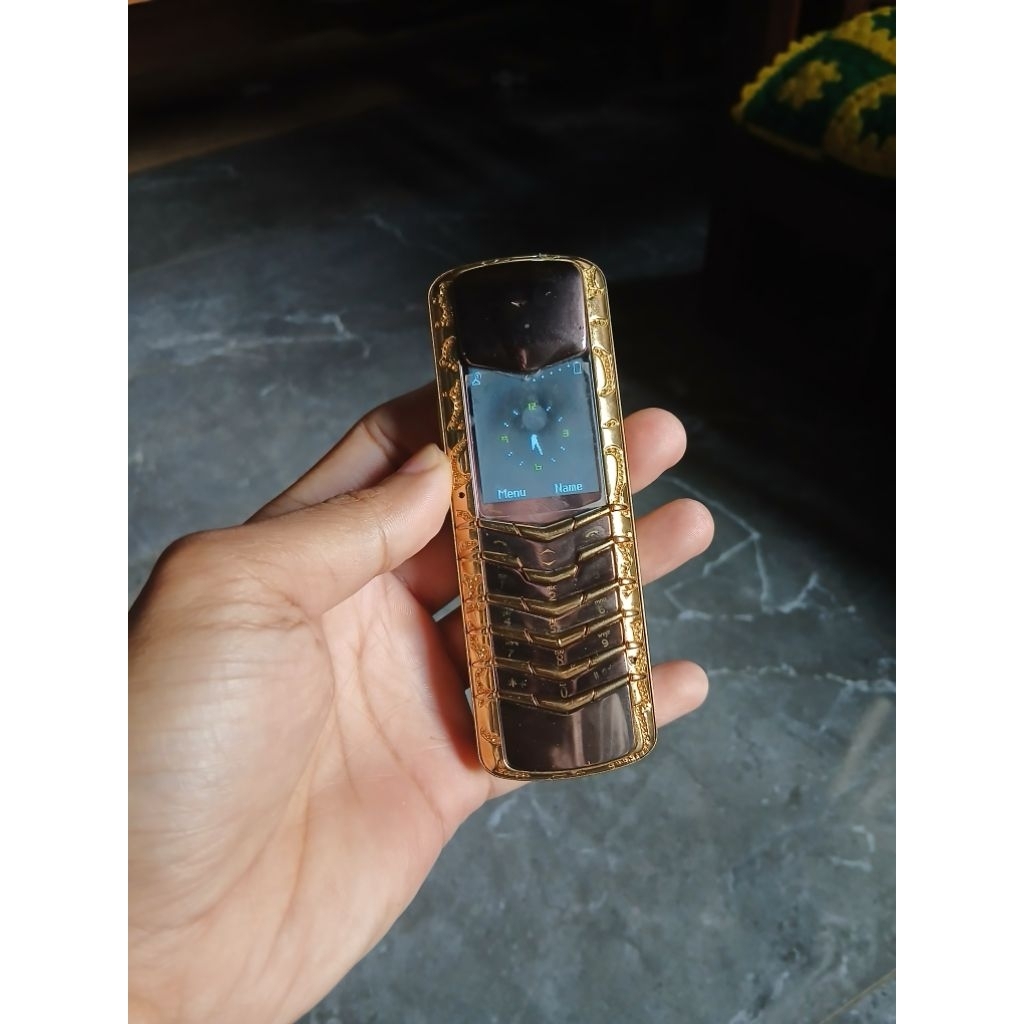 Vertu Phone Signature 2005
