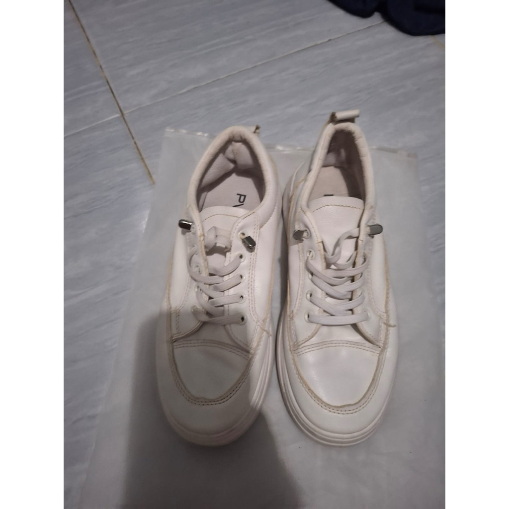 PVN sepatu sneaker wanita putih 38