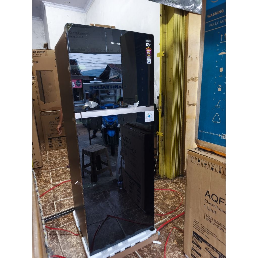 kulkas Polytron 29MN/29Hb kulkas Polytron 2 pintu kaca Belleza jumbo 260 liter