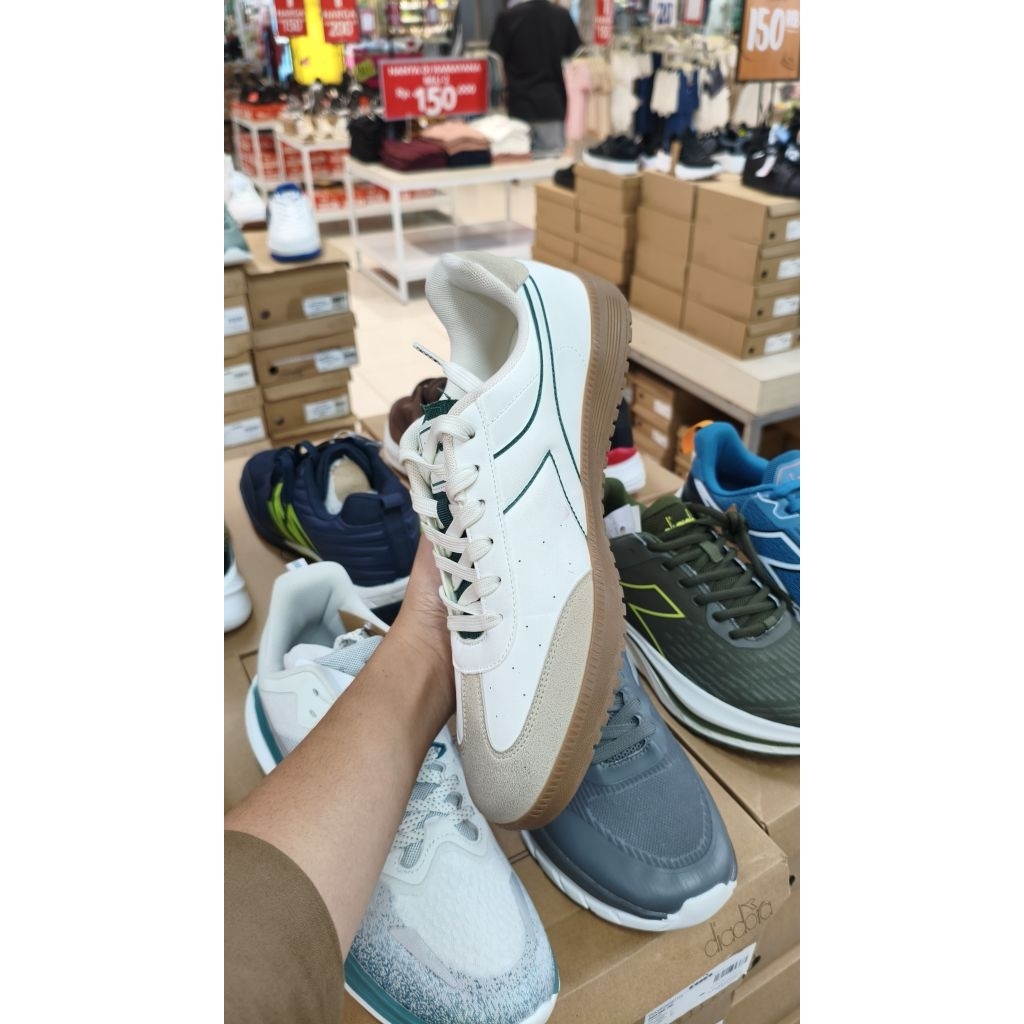 DIADORA | Diadora Pazano White