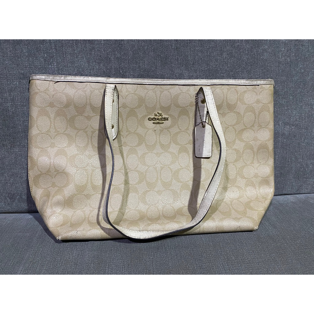 Tas Tangan Coach F58292 Putih dengan Desain Elegan dan Praktis