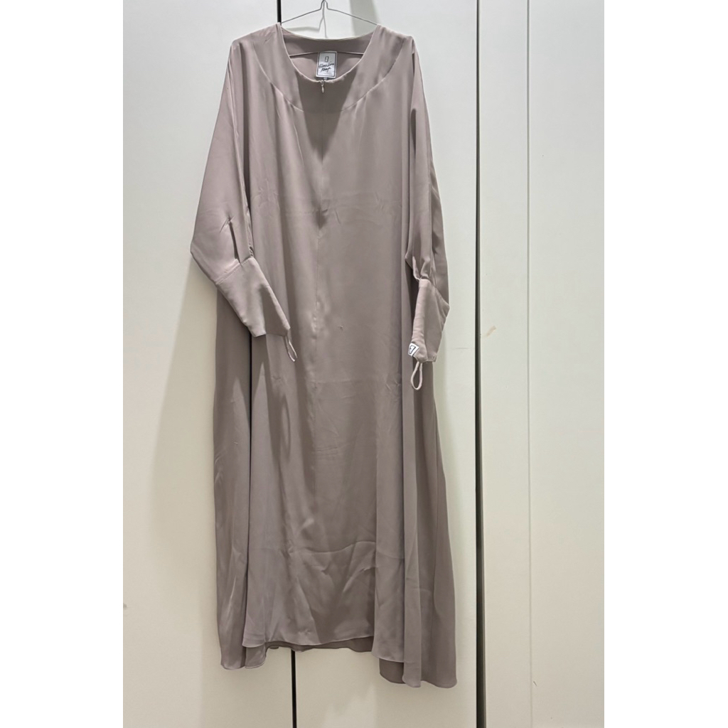 Preloved elmadina luna abaya xs vintage khaki
