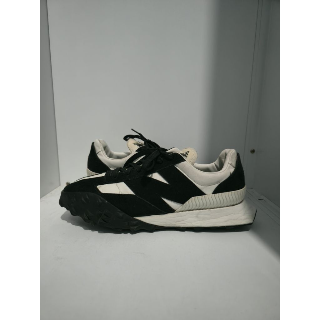 New Balance XC72 Black White