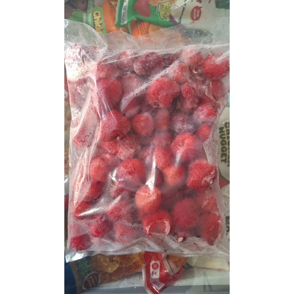 KK Strawberry FROZEN (BEKU) 1kg - Manis Asam, Fresh, Segar
