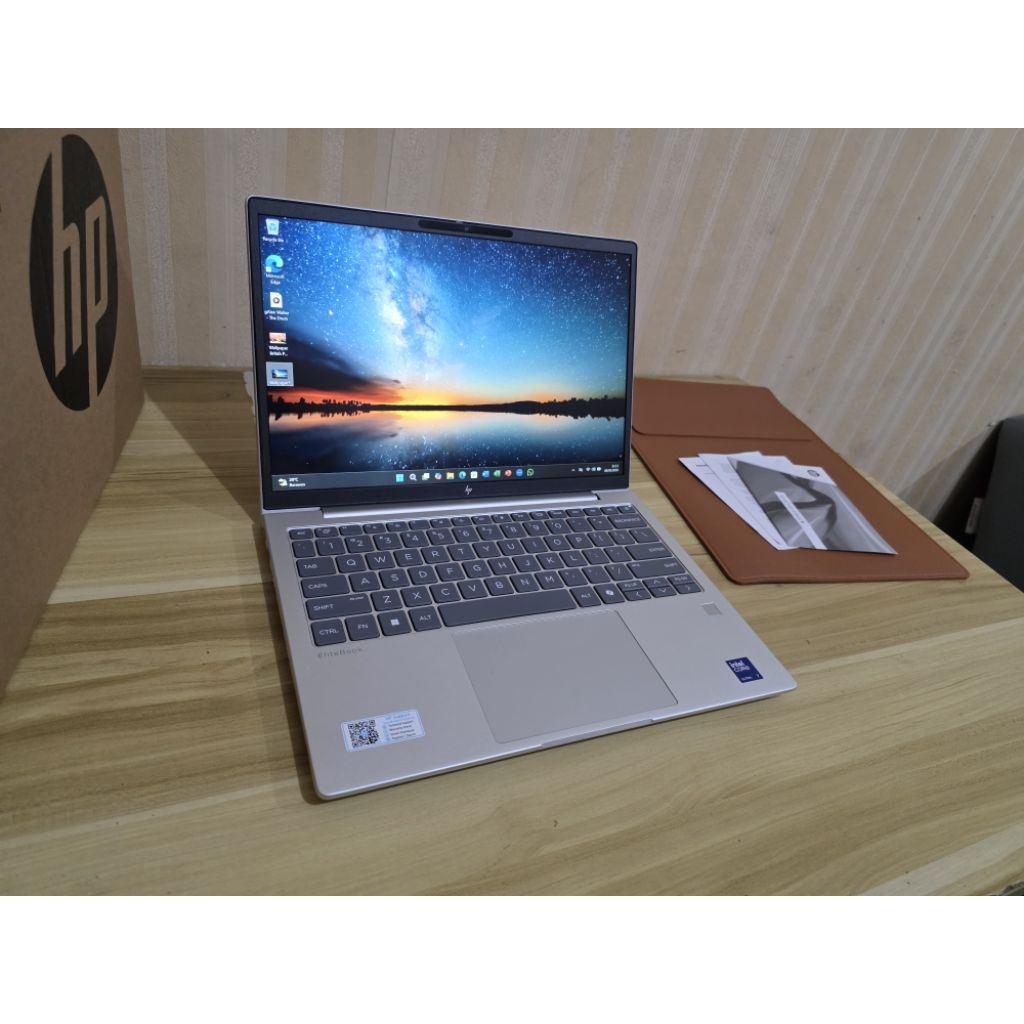 Laptop HP Elitebook Ultra 7 ram 32gb port lengkap mrp macbook zenbook