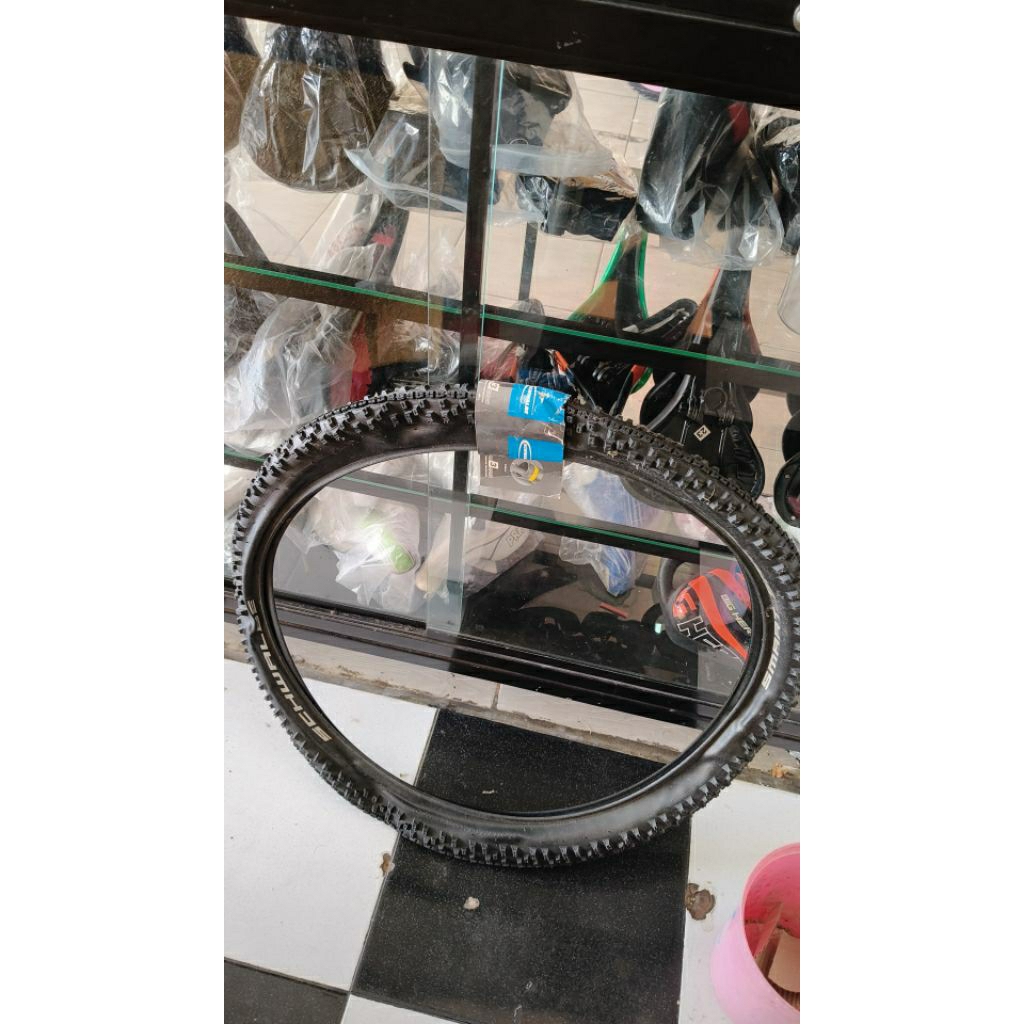 BAN LUAR SEPEDA SCHWALBE 27,5 X 2.25