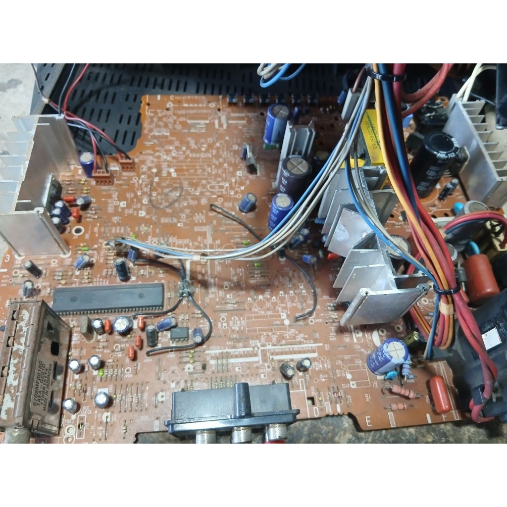 MESIN TV CRT LG SLIM panjang