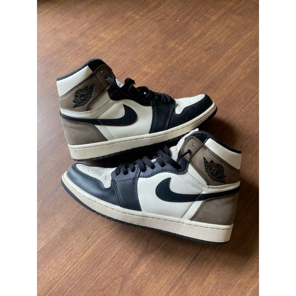 Jordan 1 high dark mocha : 4,3 jt : Size : US 9 / 42.5 :: second