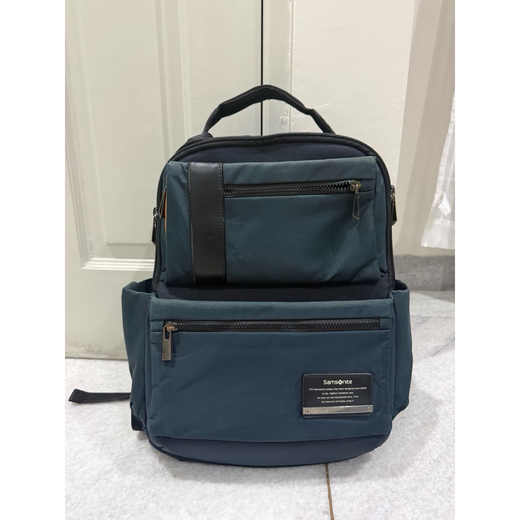 Preloved Tas Samsonite Navy