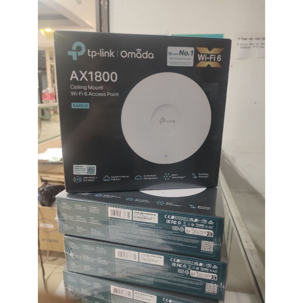 EAP610
AX1800 Ceiling Mount WiFi 6 Access Point

