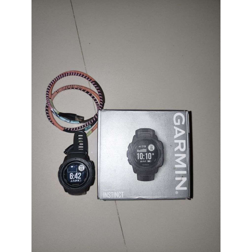 Garmin instinct